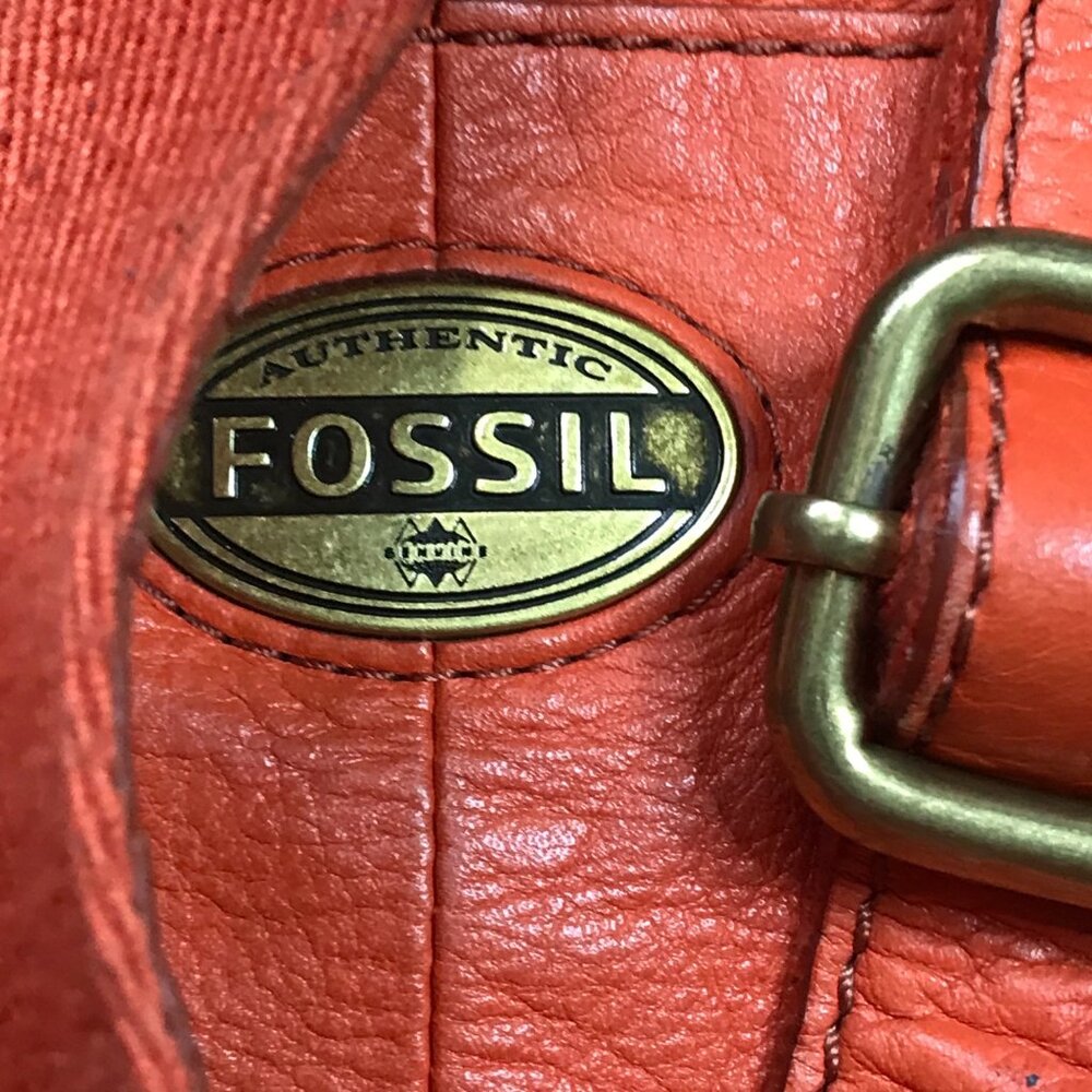 FOSSIL Explorer Crossbody Bag Orange Pebbled Leather Zip Top‎ Purse Pockets FLAW - Picture 16 of 16
